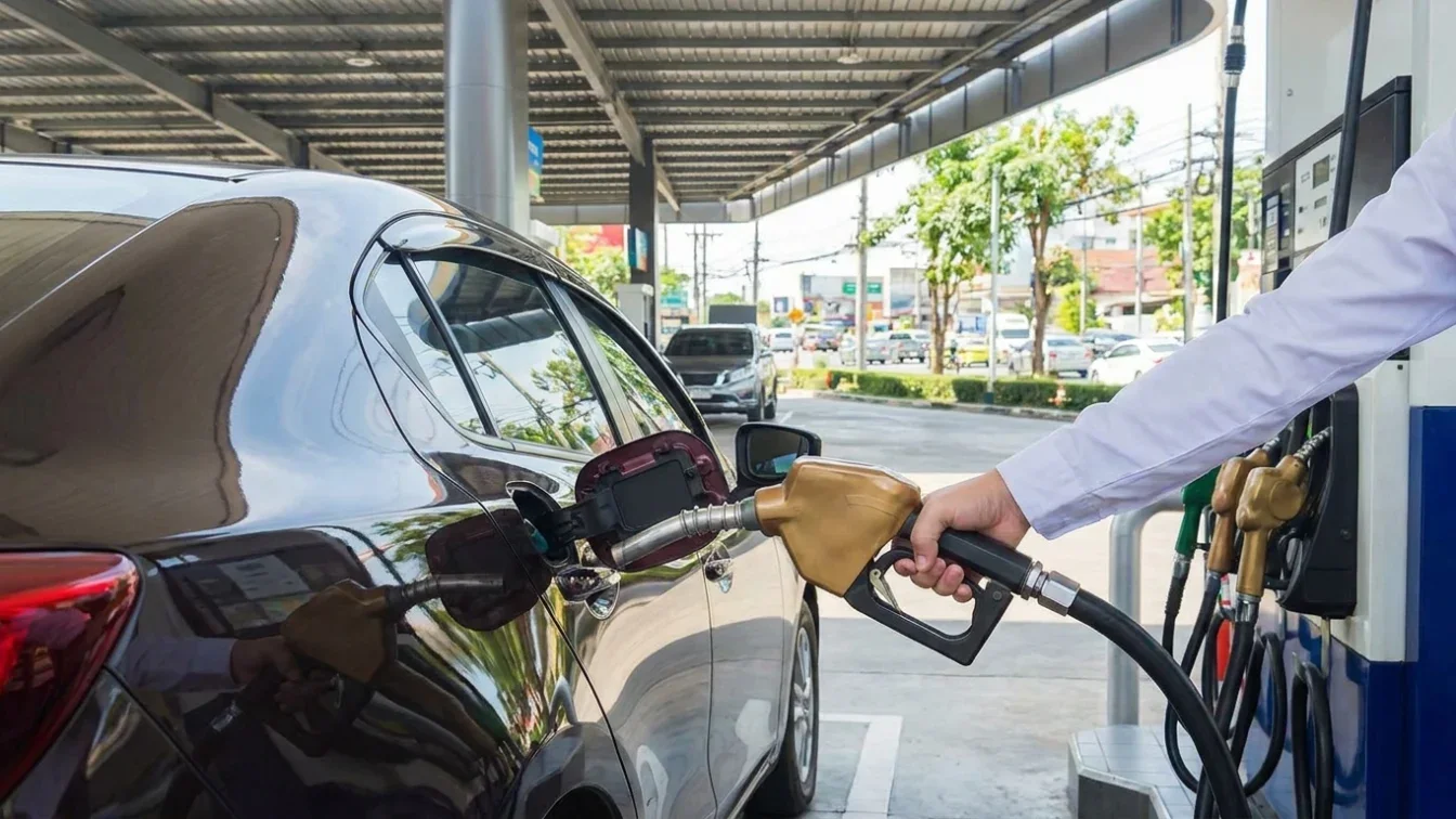 Anunțul care vizează toți șoferii de diesel. Ce se întâmplă dacă pui ulei de gătit în rezervor