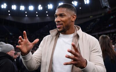 Anthony Joshua a ajuns la 30 de victorii după KO în runda a doua cu Kristian Prenga