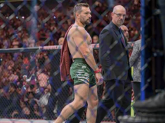 Conor McGregor a revenit în UFC pentru 69 de secunde și a pierdut prin TKO cu Max Holloway după o accidentare la genunchi