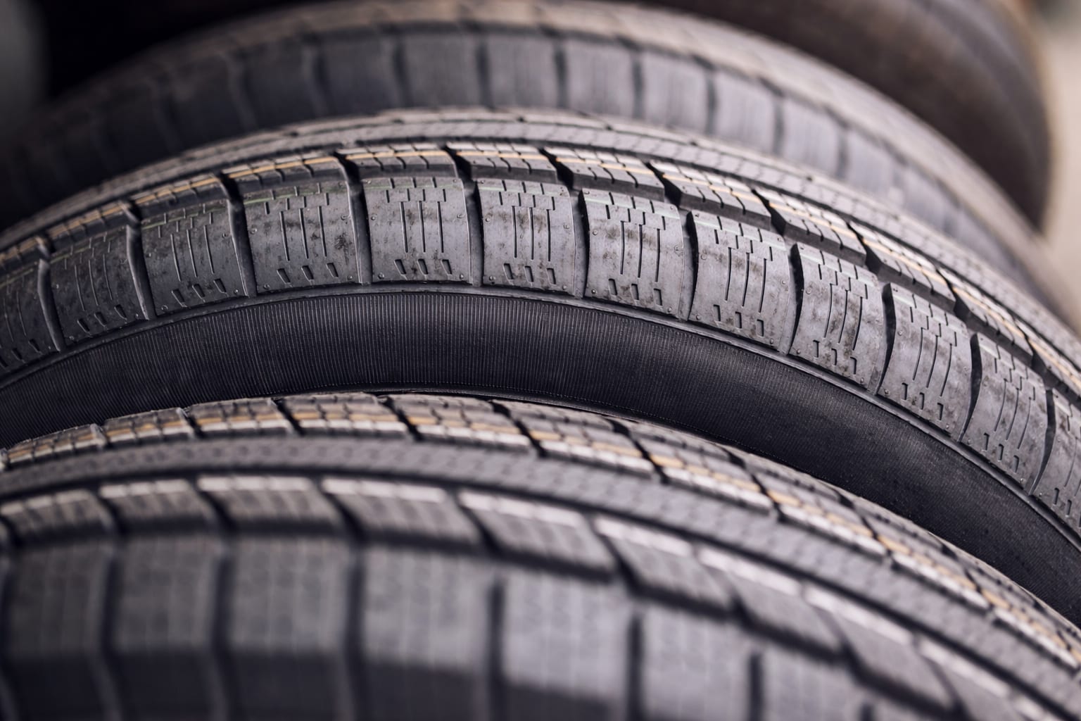 Doar o anvelopă all-season din 16 testate de ADAC a primit calificativul bun