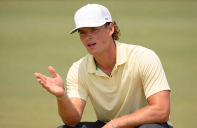 Jackson Koivun conduce la 3M Open după un 61 și intră în finală cu trei lovituri avans
