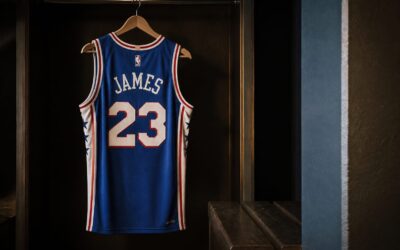 LeBron James a semnat cu Philadelphia 76ers pe doi ani pentru 8.000.000 de dolari