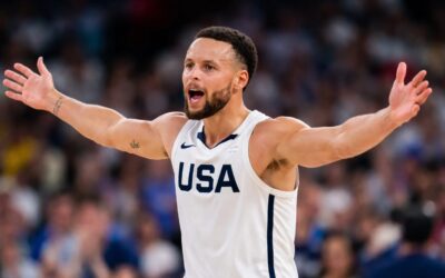Stephen Curry a primit o expoziție la Hall of Fame cât timp este încă jucător activ