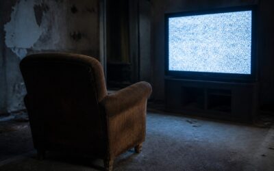 Televizorul frecvent a fost legat de volume cerebrale mai mici la adulți cu vârsta medie de 53 de ani