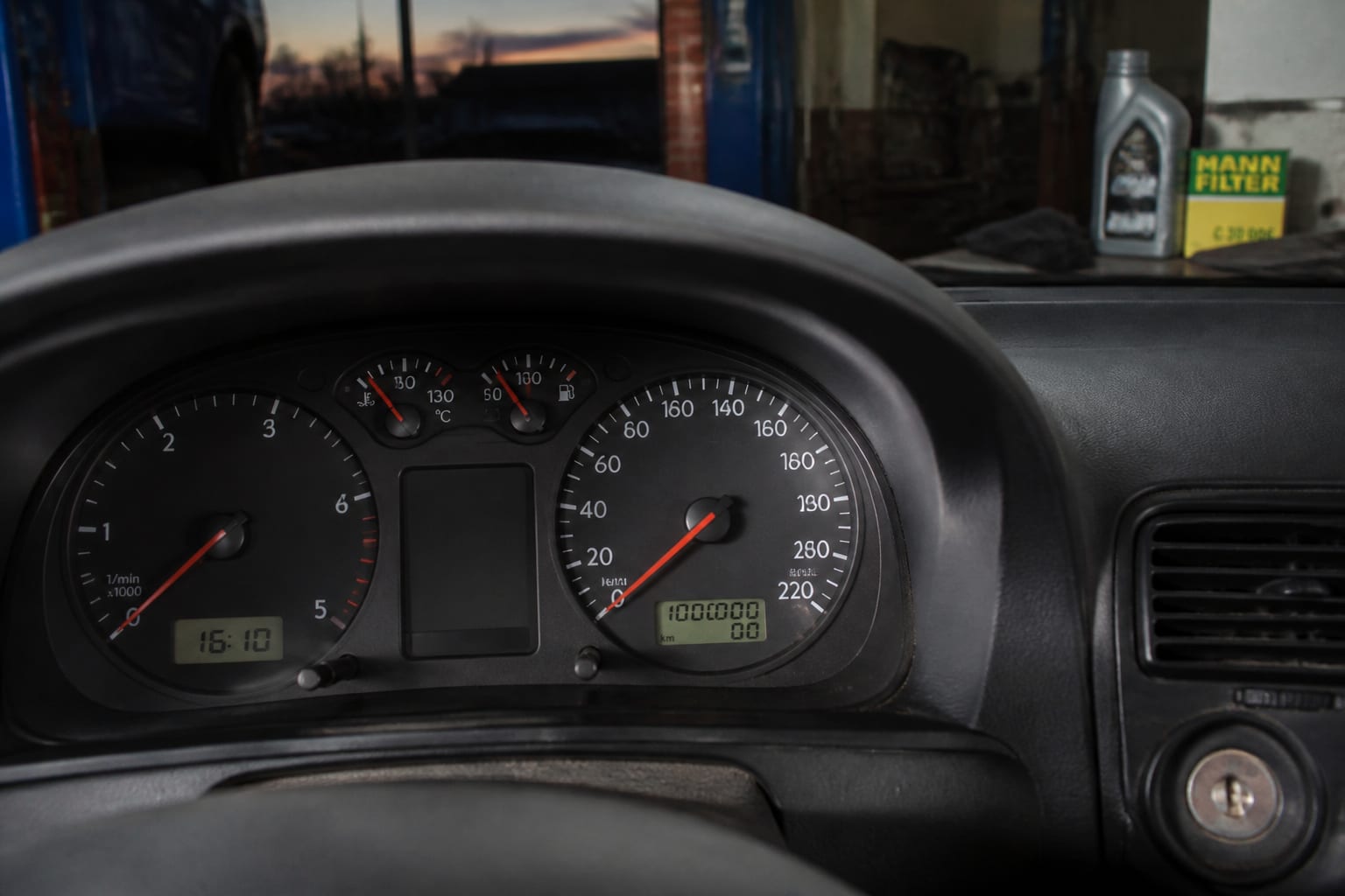 Un Golf 4 a atins un milion de kilometri. Detaliile de service care fac diferența între un motor fiabil și unul terminat