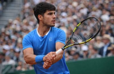Carlos Alcaraz revine după un prim set pierdut și avansează în turul al treilea la US Open