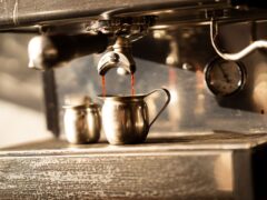 Câtă cofeină poate ajuta la ciclism, dacă un espresso conține 40-80 mg. Cum se aleg doza și momentul