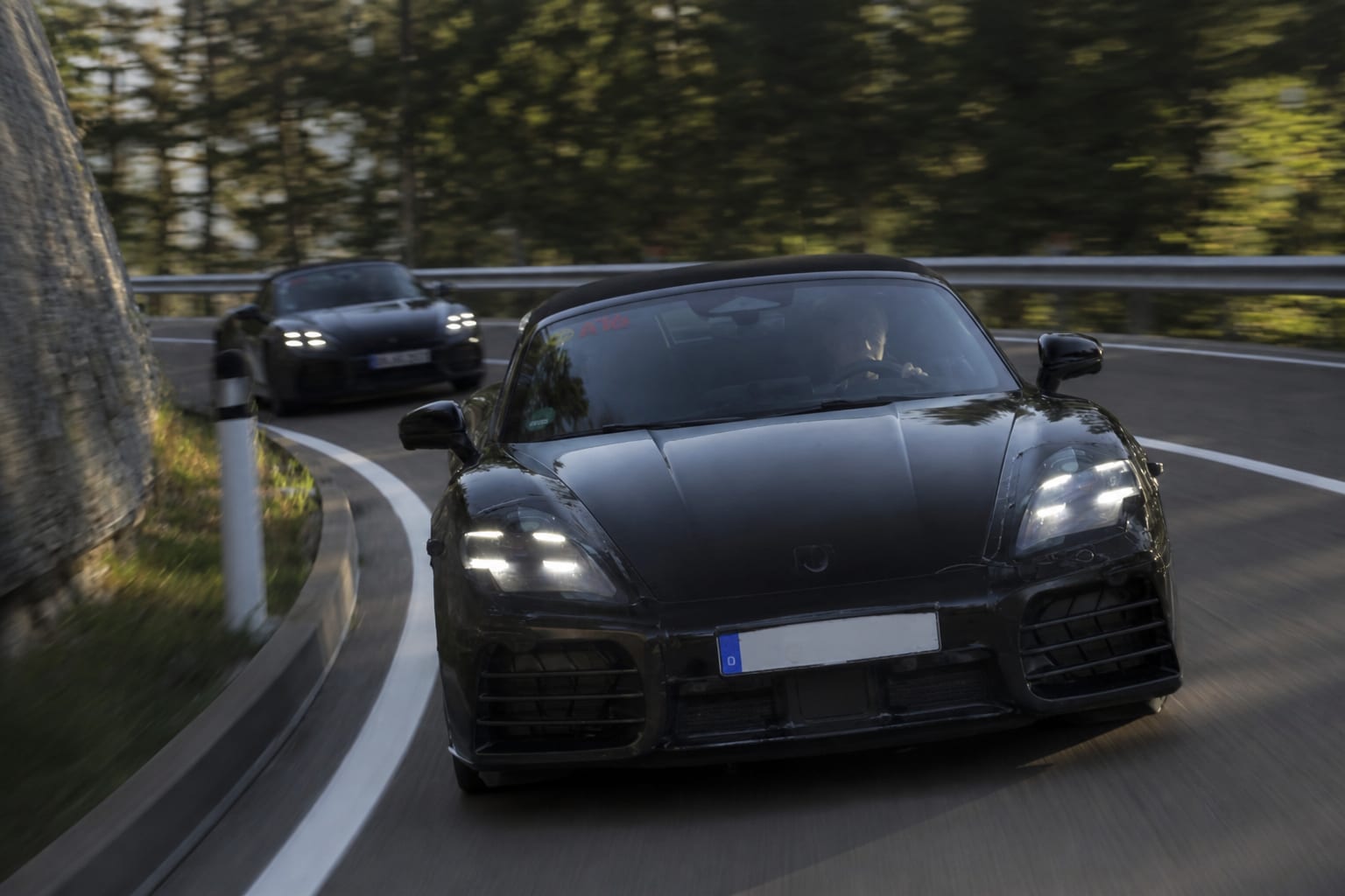 Noul Porsche 718 electric